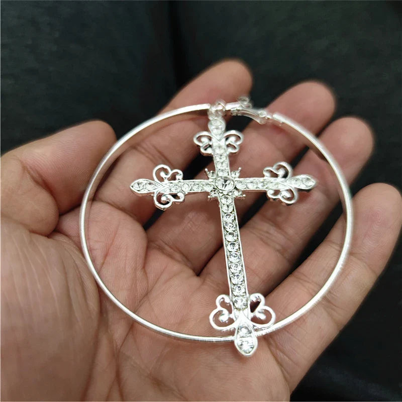 Stud Earrings Queen Cross