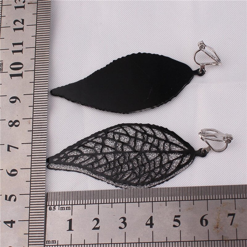 Clip Earrings Queen Sioux (3 Colors) - The Drag Queen Closet