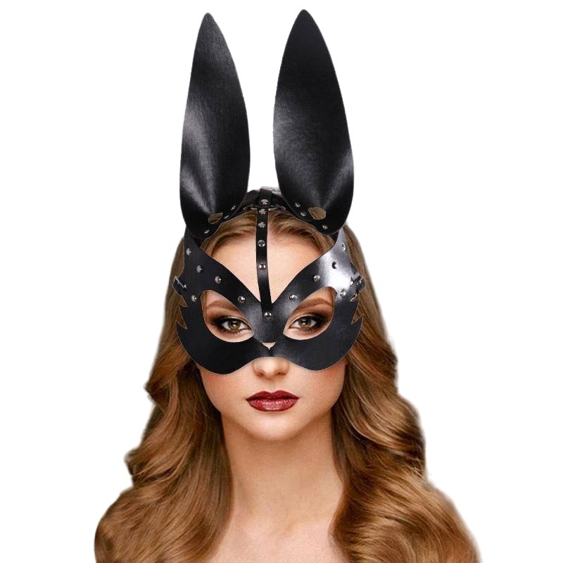 Mask Queen Catty - The Drag Queen Closet