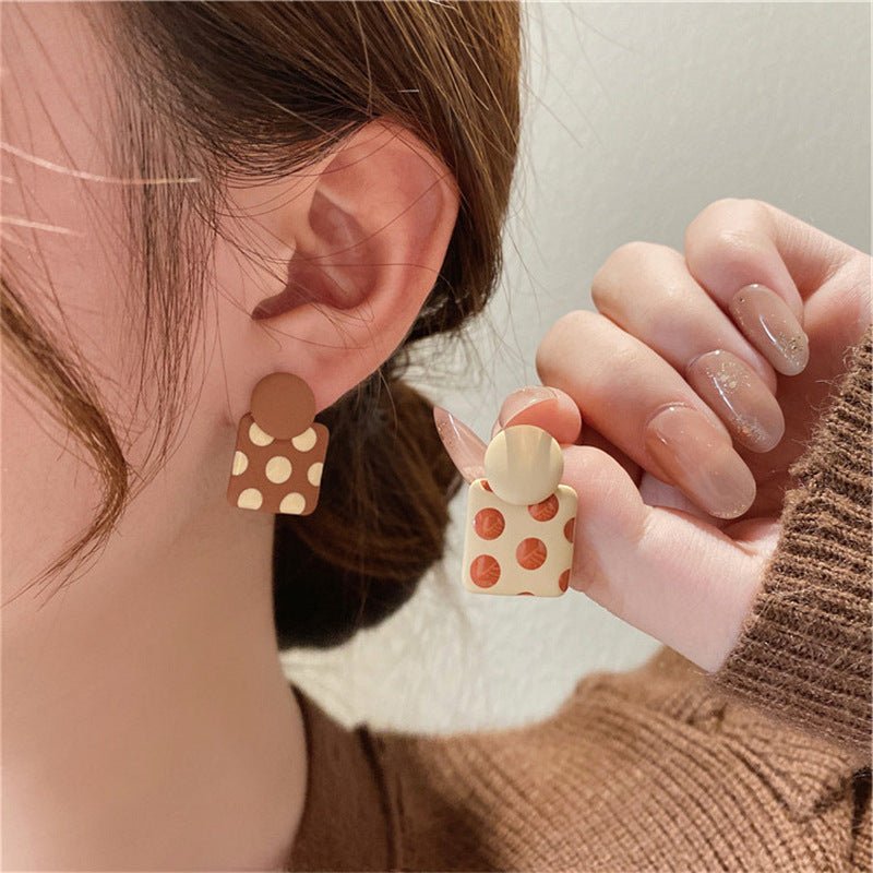 Stud Earrings Queen Lucky (3 Colors) - The Drag Queen Closet