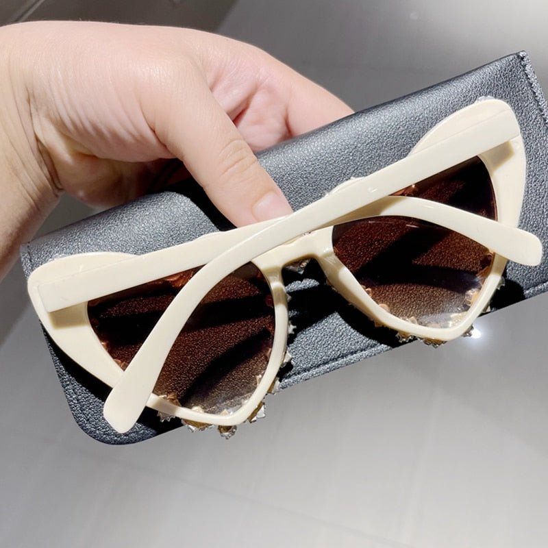 Sunglasses Queen Lovvinha (4 Colors) - The Drag Queen Closet