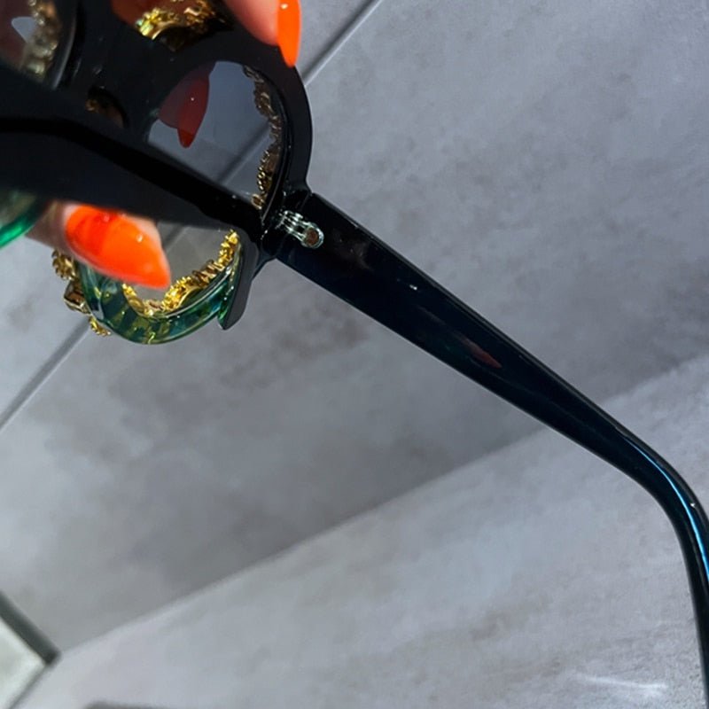 Sunglasses Queen Trih (2 Colors) - The Drag Queen Closet