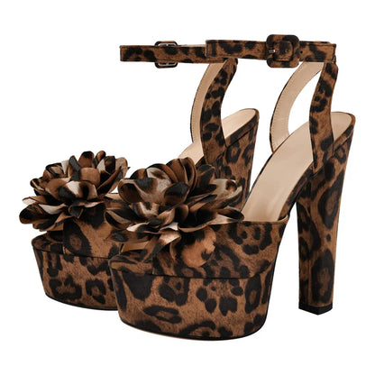 Sandals Queen Edelweiss (2 colors)