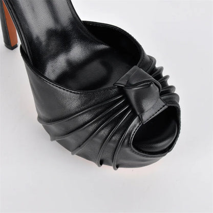 Pumps Queen Iris (3 Colors)