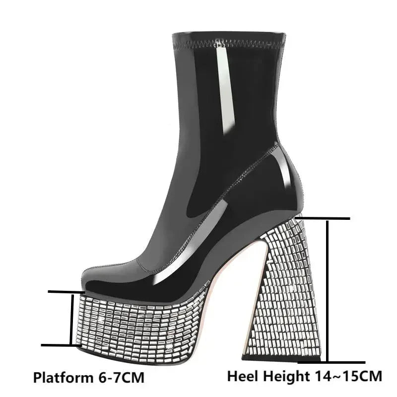 Boots Queen Dandelion (2 Colors)