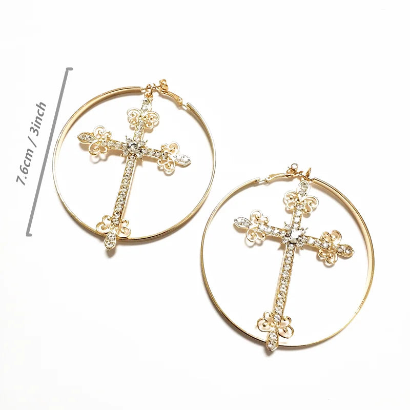 Stud Earrings Queen Cross