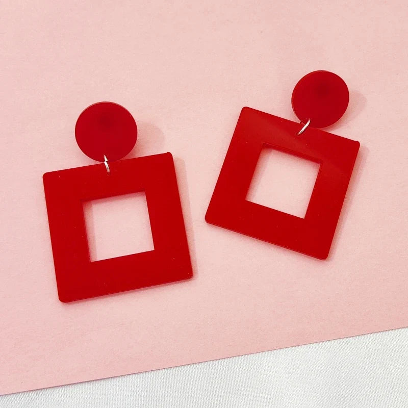 Stud Earrings Queen Square