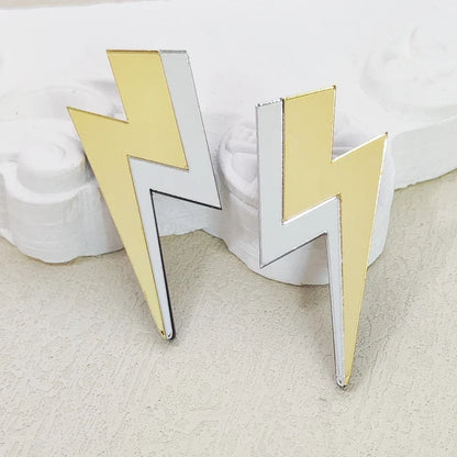 Stud Earrings Queen Thunderbolt