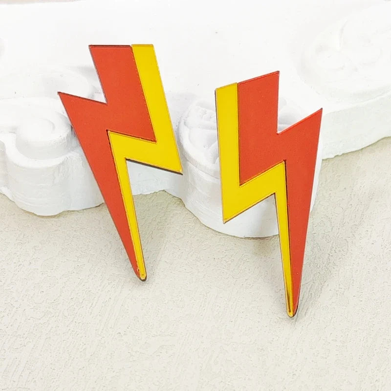 Stud Earrings Queen Thunderbolt