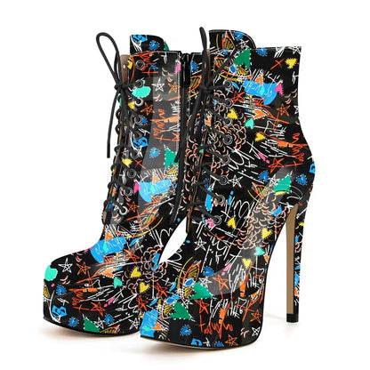 Boots Queen Graffiti