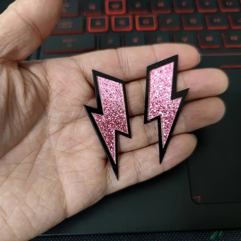 Stud Earrings Queen Thunder