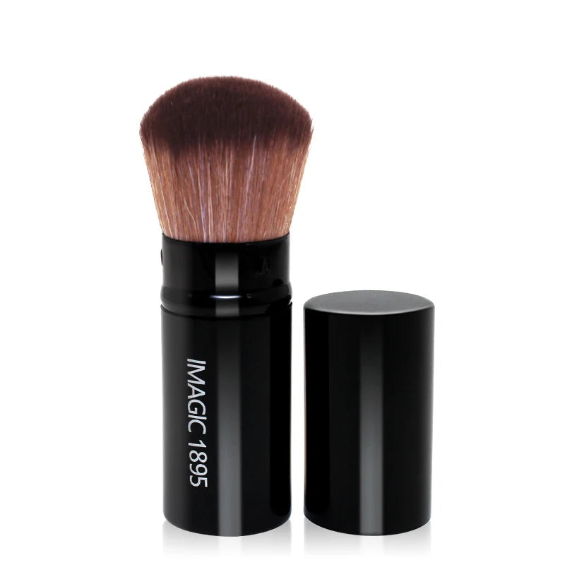 Makeup Brush Queen Blush
