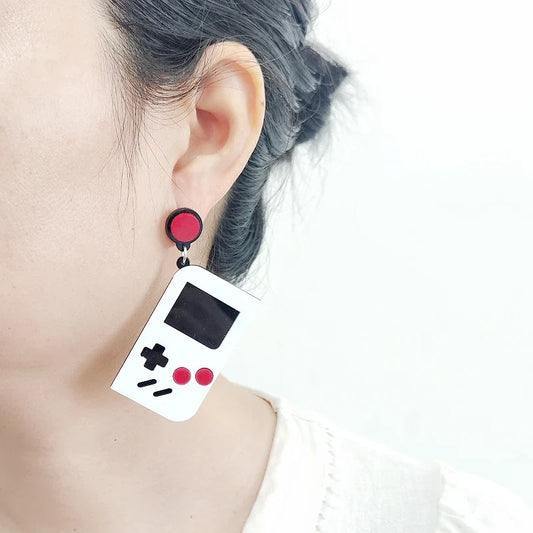 Stud Earrings Queen Console