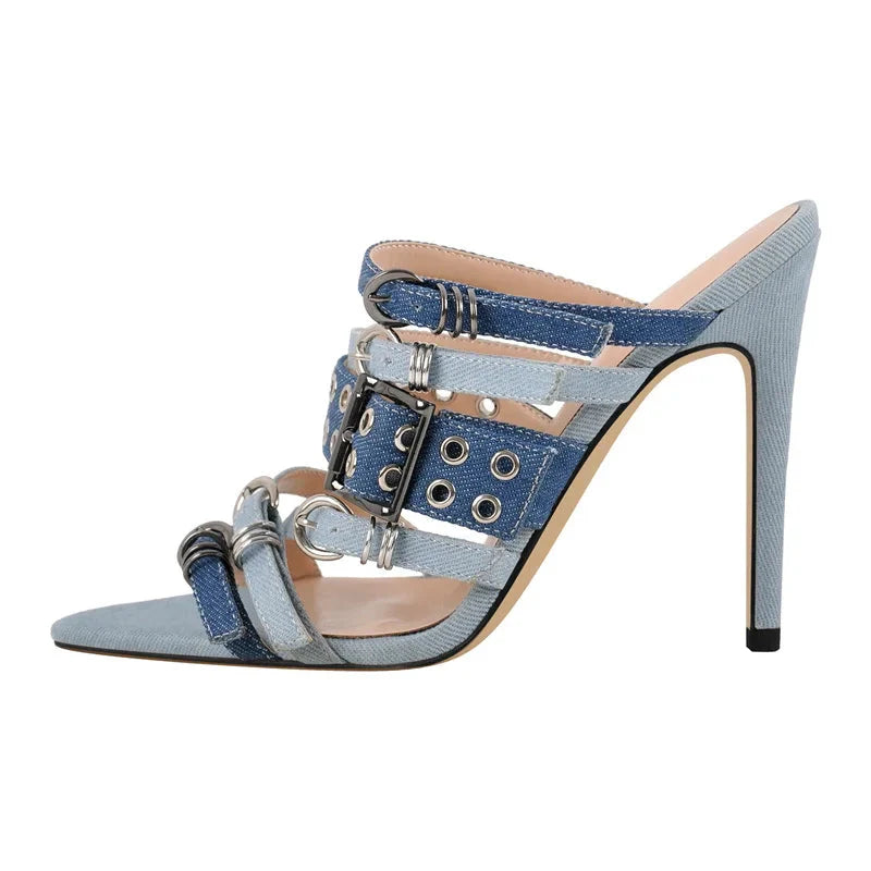 Sandals Queen Aconite (2 colors)