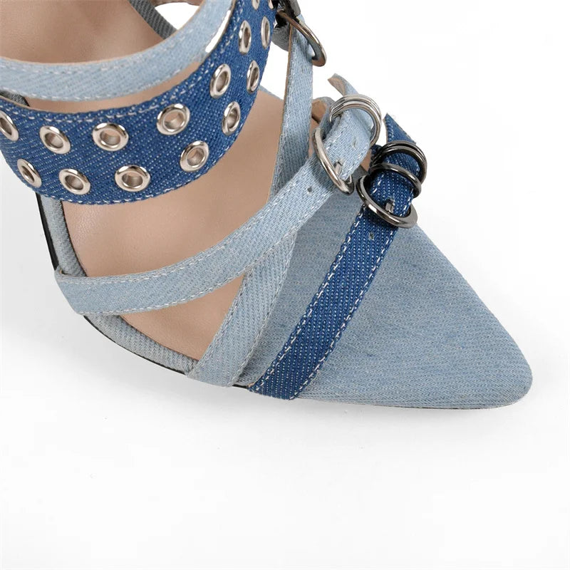 Sandals Queen Aconite (2 colors)