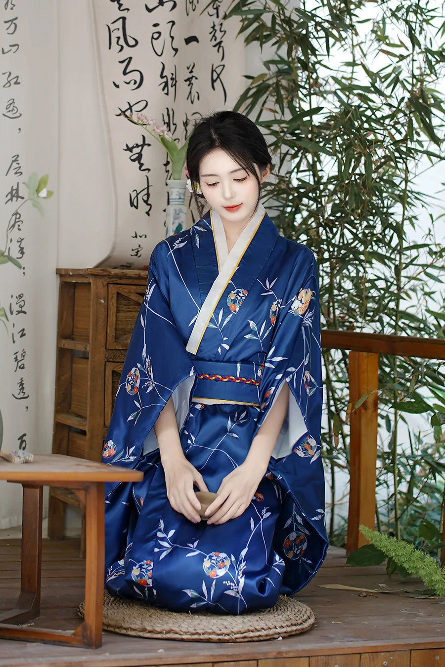 Geisha Kimono Queen Mineko