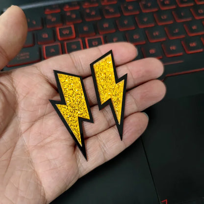 Stud Earrings Queen Thunder