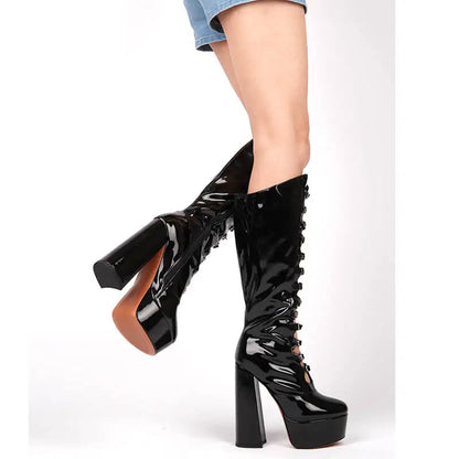 Boots Queen Petunia (2 Colors)