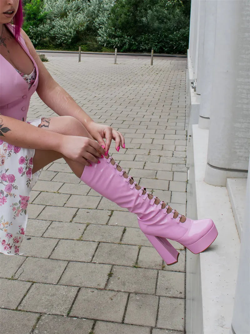 Boots Queen Petunia (2 Colors)