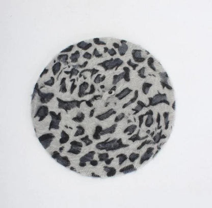 Leopardo da rainha do boina (cinza)