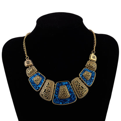Necklace Queen Hevaria (6 Colors)