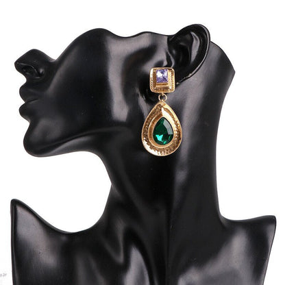 Stud Earrings Drag Jade - The Drag Queen Closet