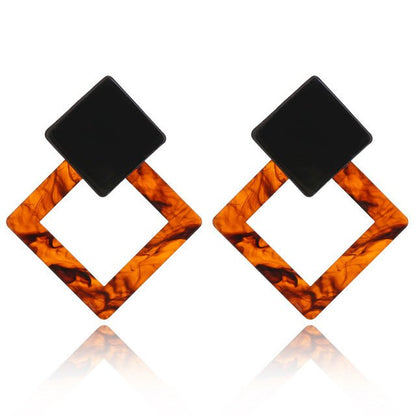 Stud Earrings Queen Geome (2 Colors) - The Drag Queen Closet