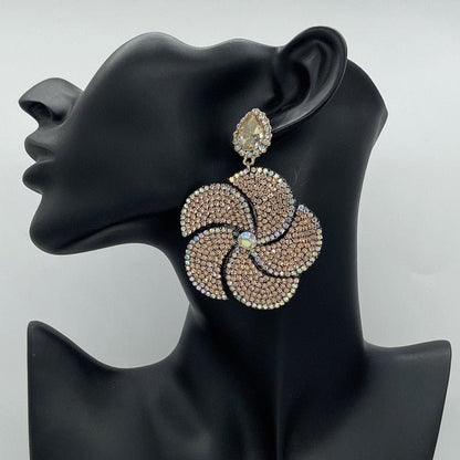 Stud Earrings Queen Rawa (6 Colors) - The Drag Queen Closet