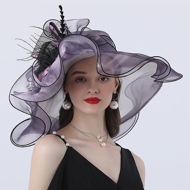 Sombrero Queen Phalominna (morado oscuro)